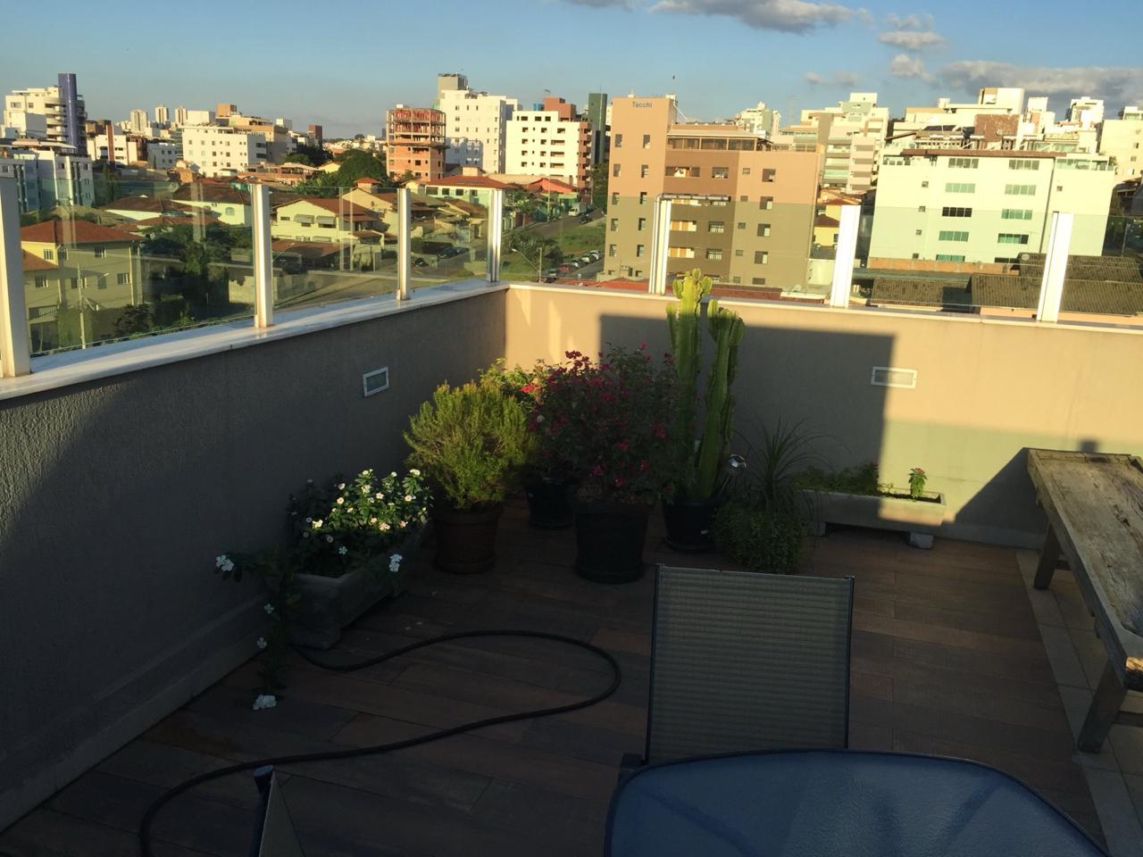 Reforma de Cobertura — Castelo