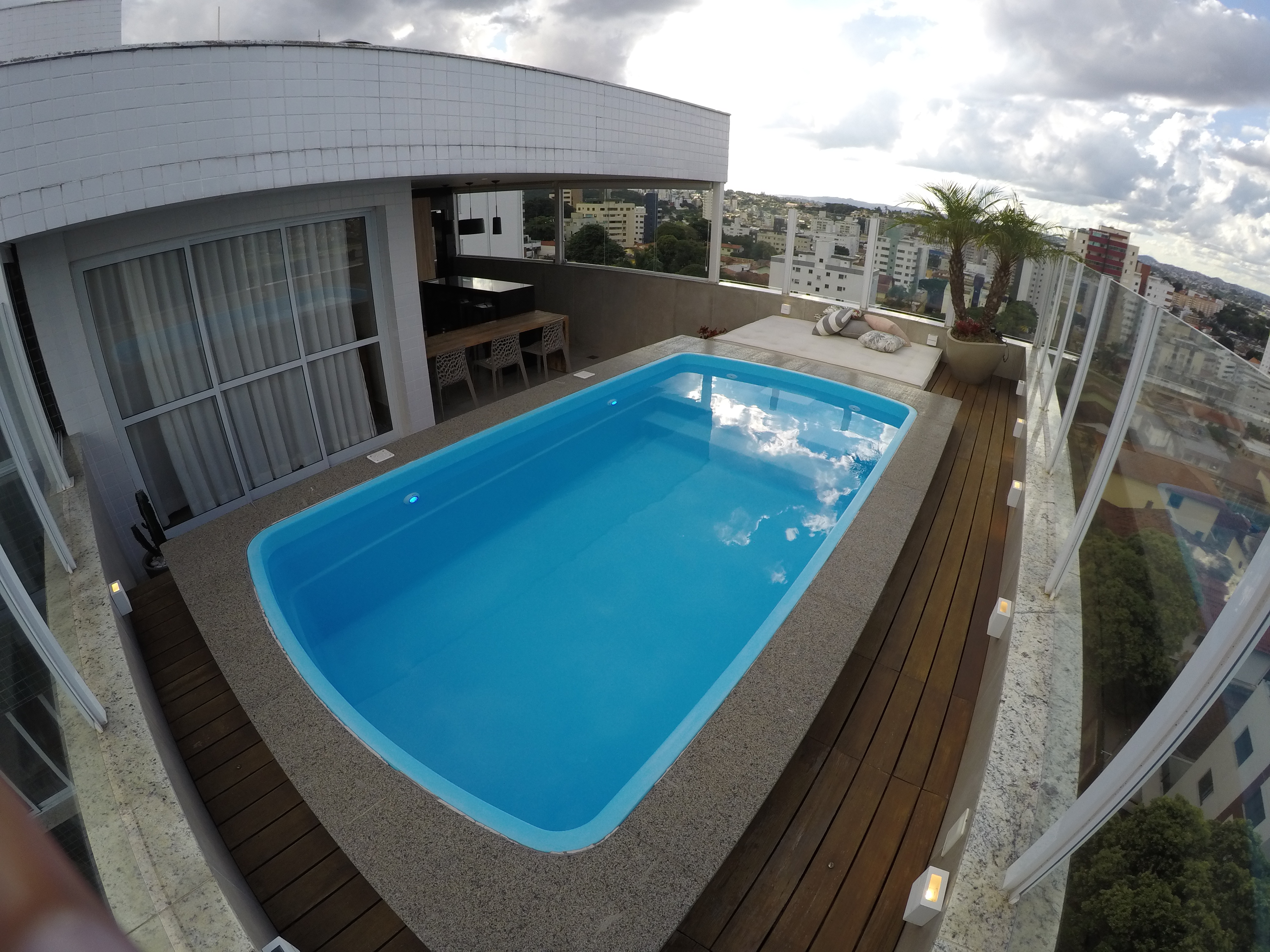 Cobertura com Piscina — Liberdade