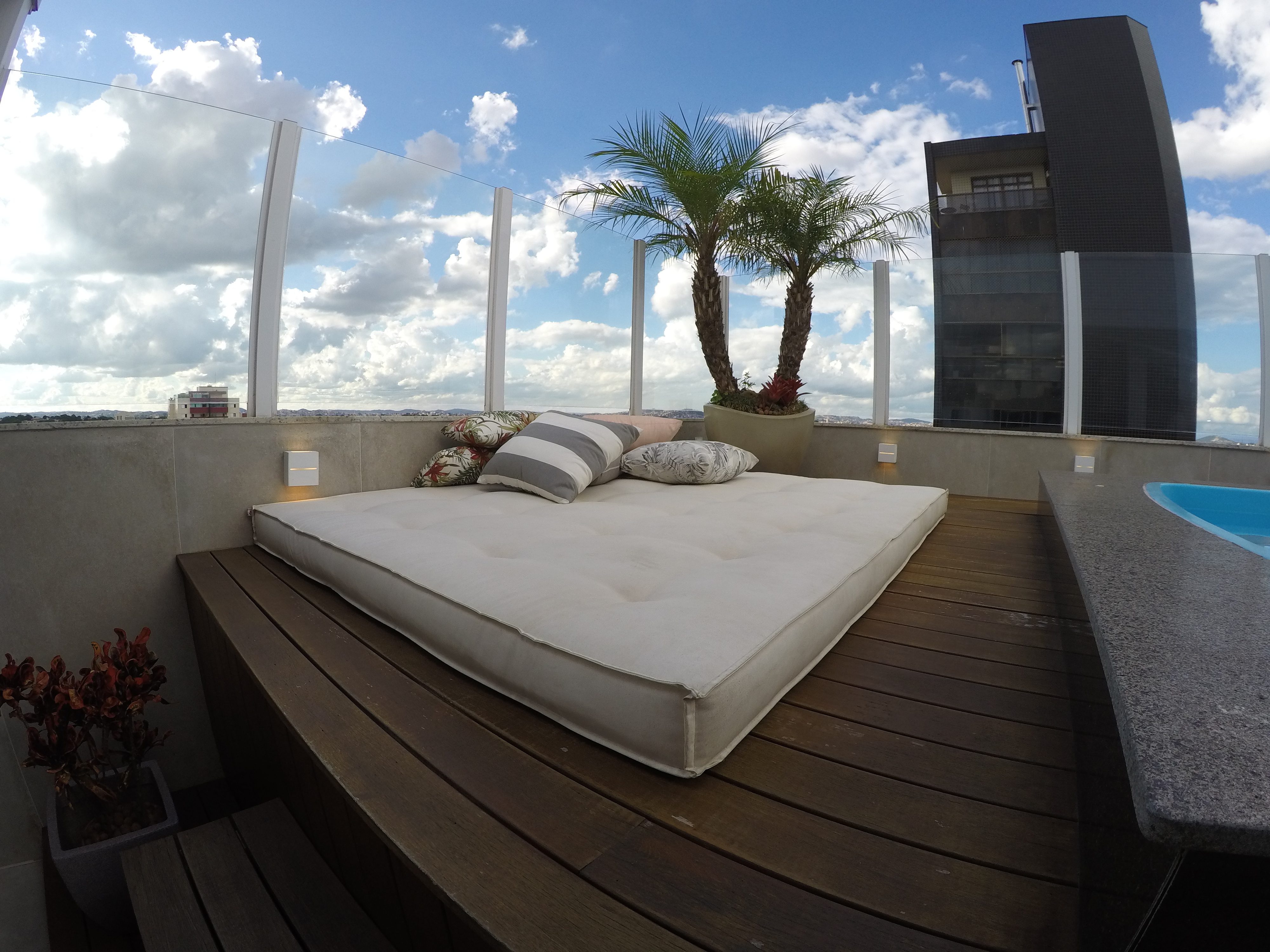 Cobertura com Piscina — Liberdade