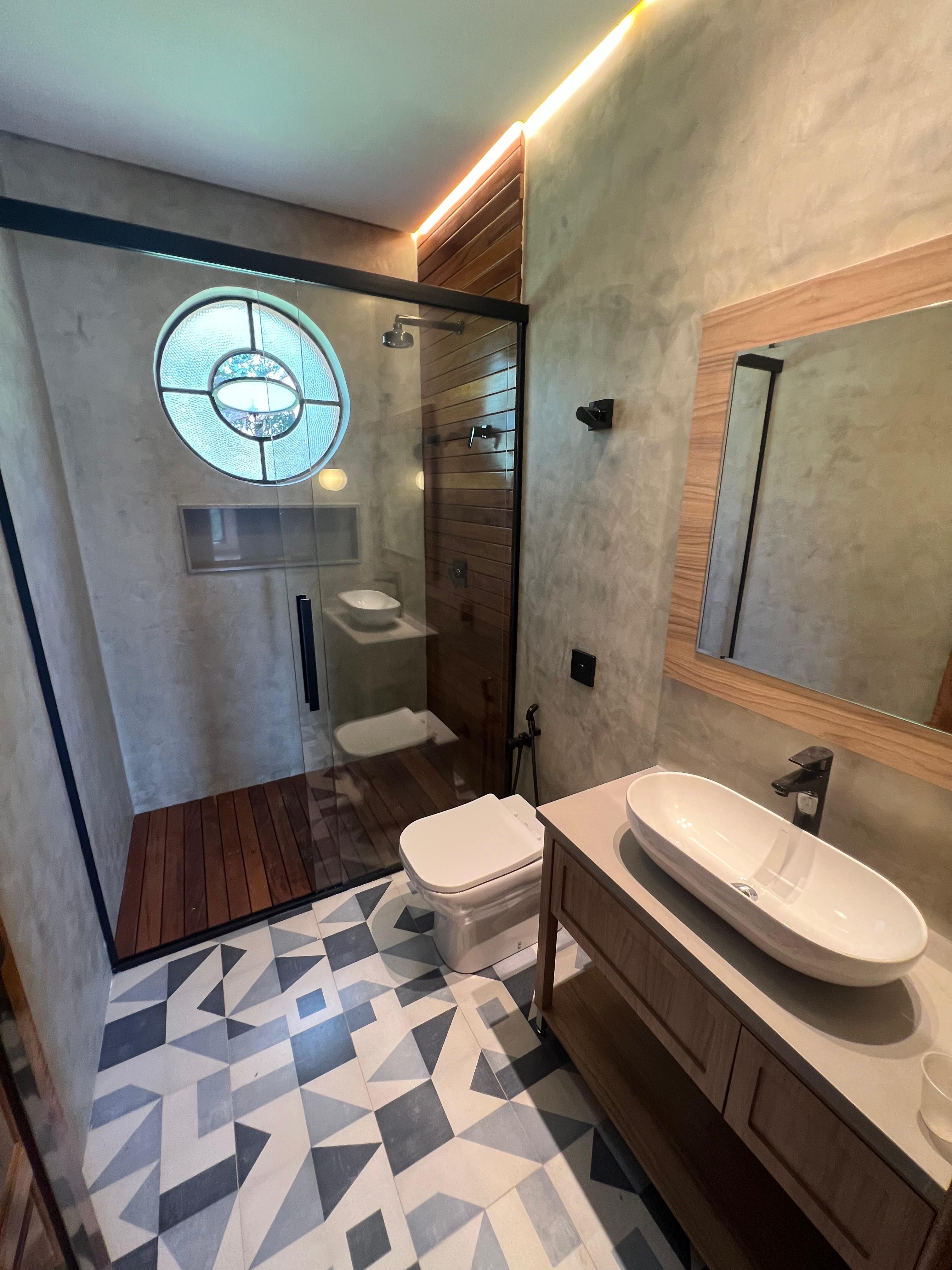 Casa em Condomínio — Quintas dos Ipês