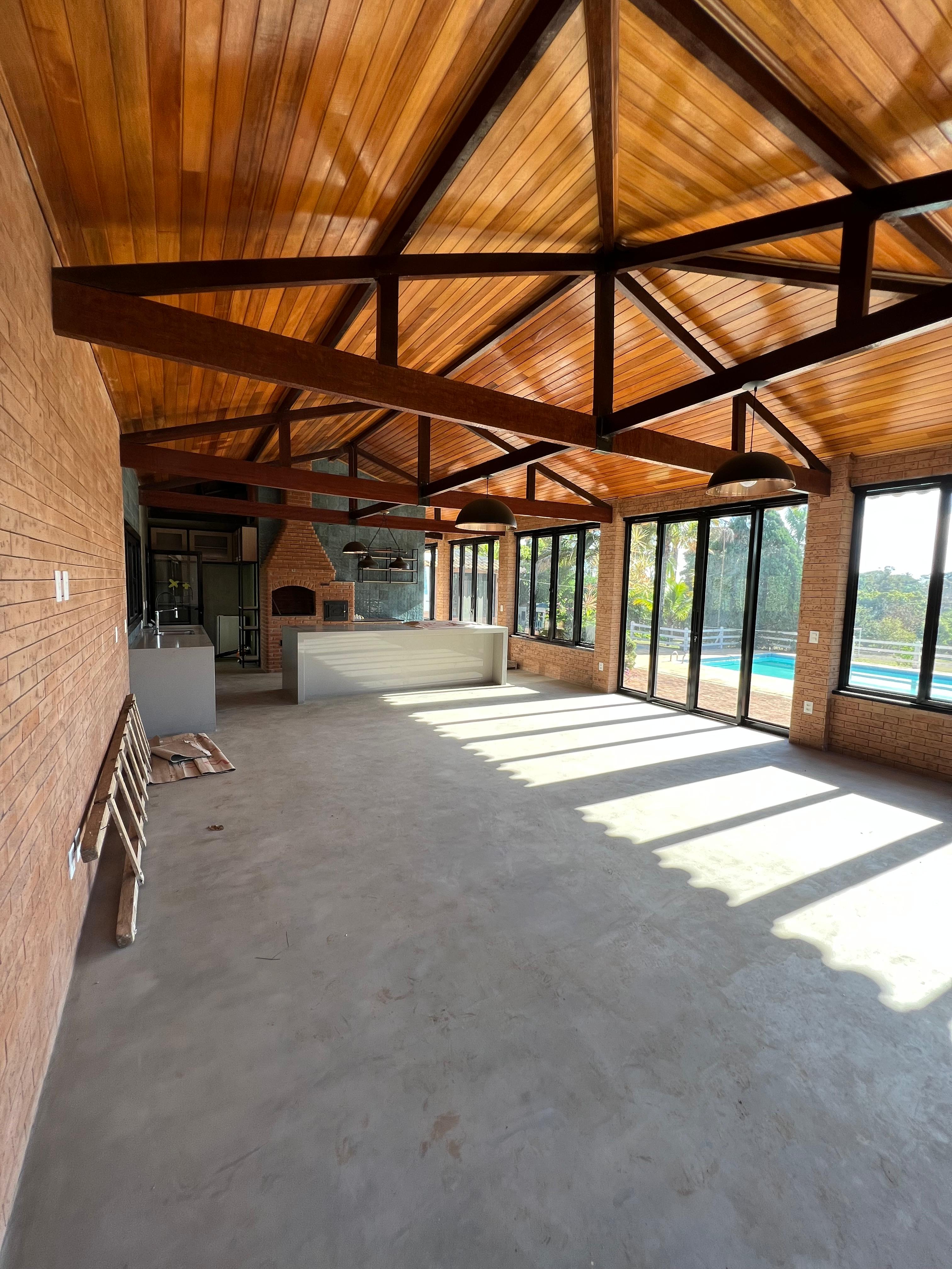 Casa em Condomínio — Quintas dos Ipês