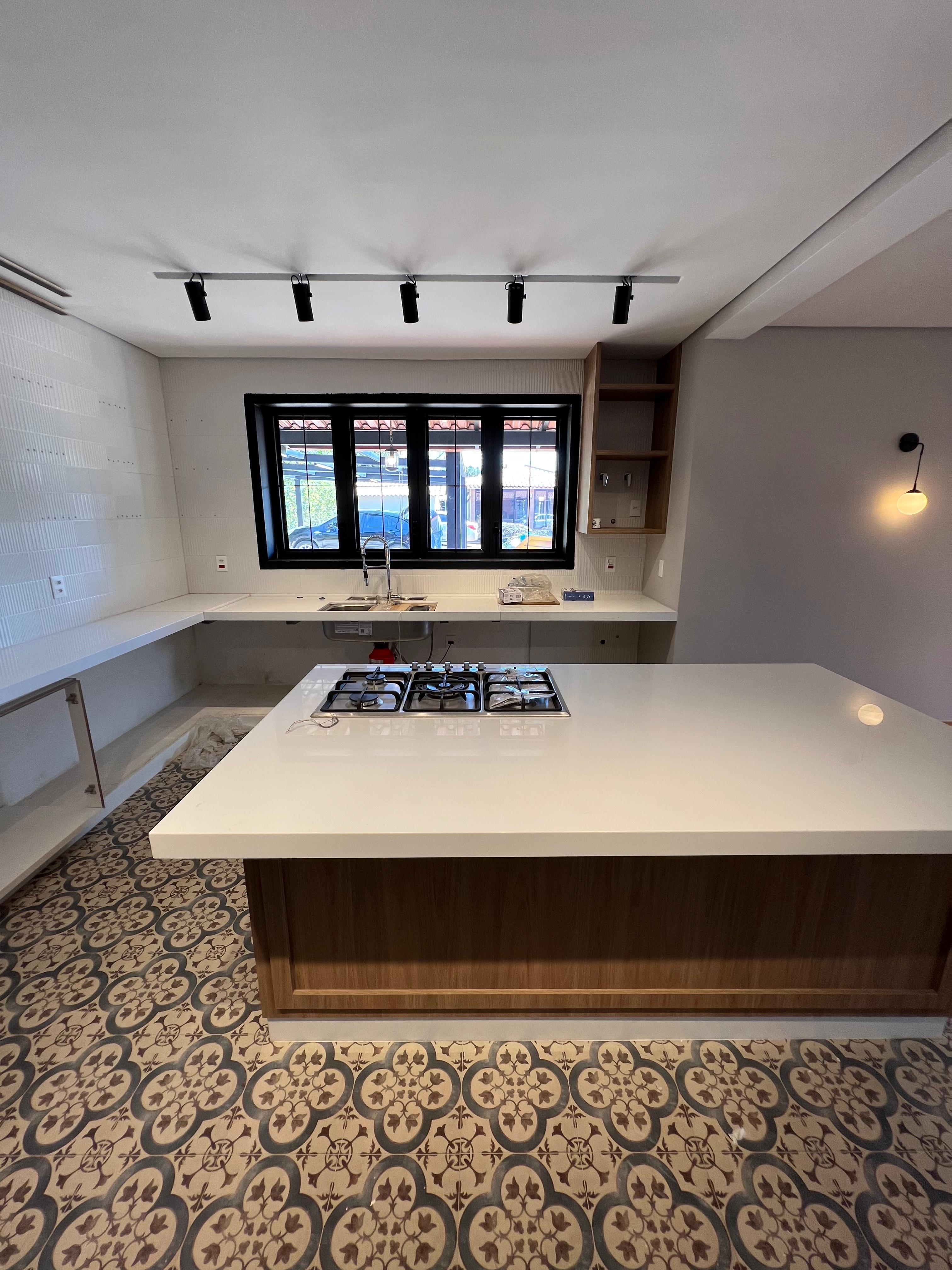 Casa em Condomínio — Quintas dos Ipês