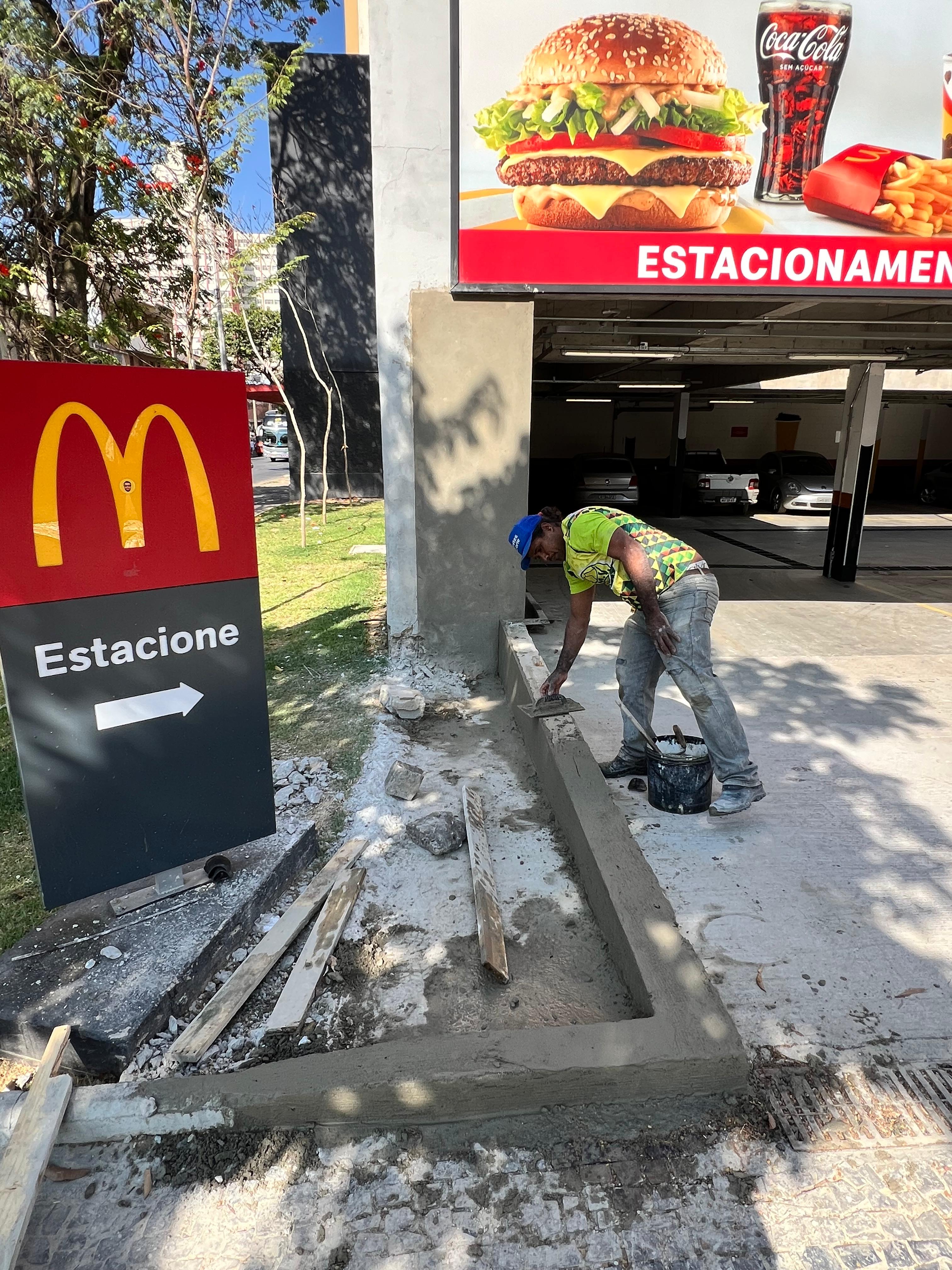 McDonald's — Praça Raul Soares