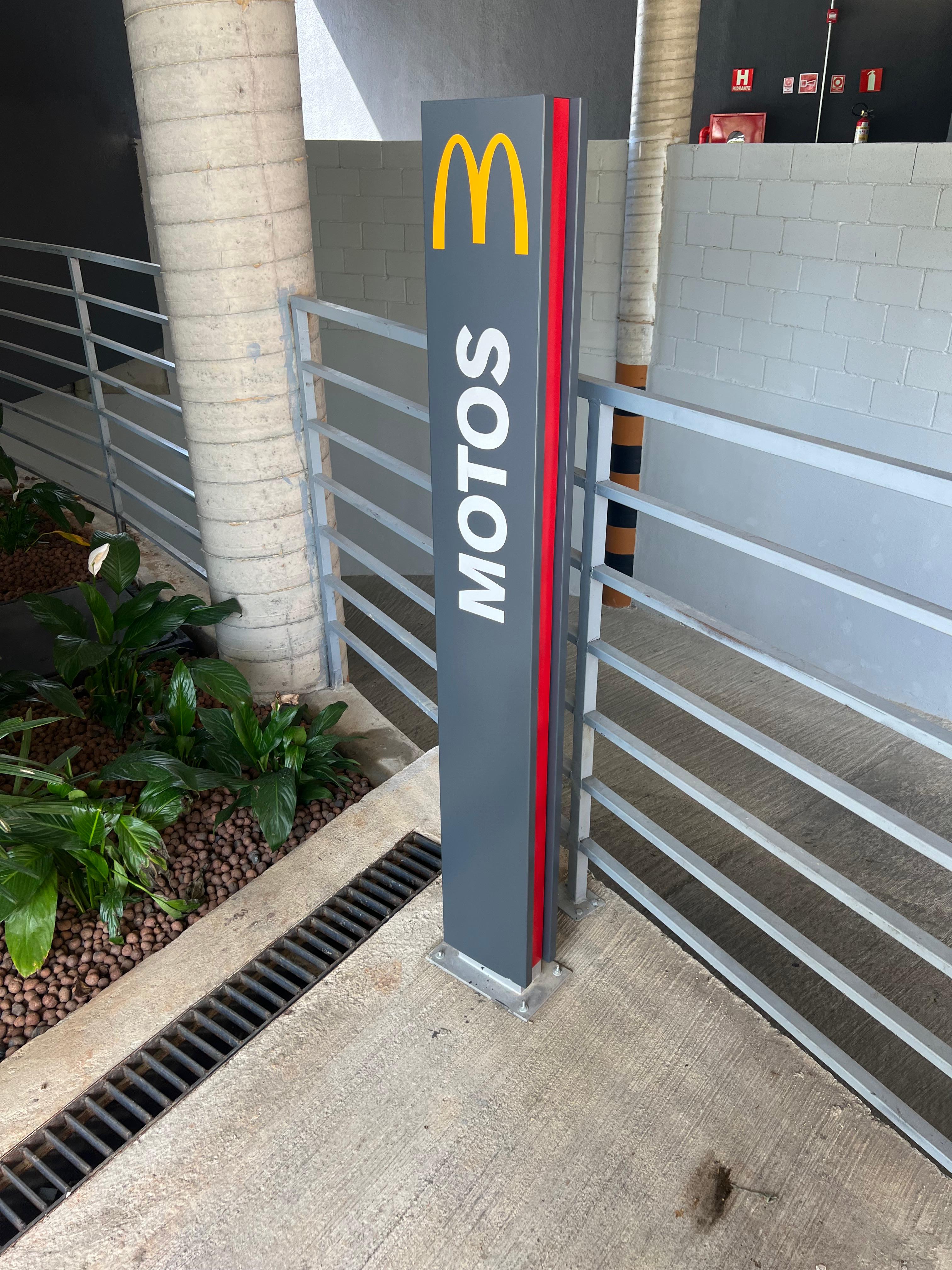 McDonald's — Praça Raul Soares