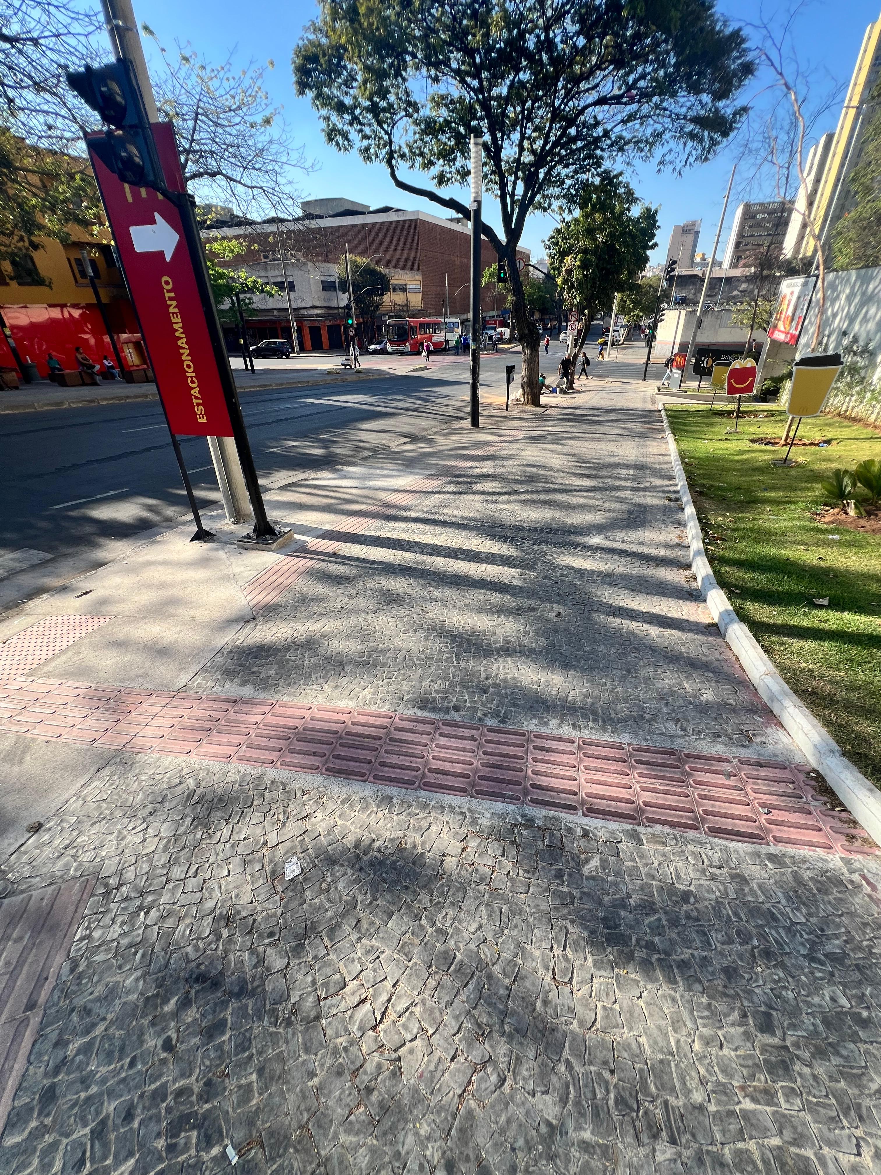 McDonald's — Praça Raul Soares