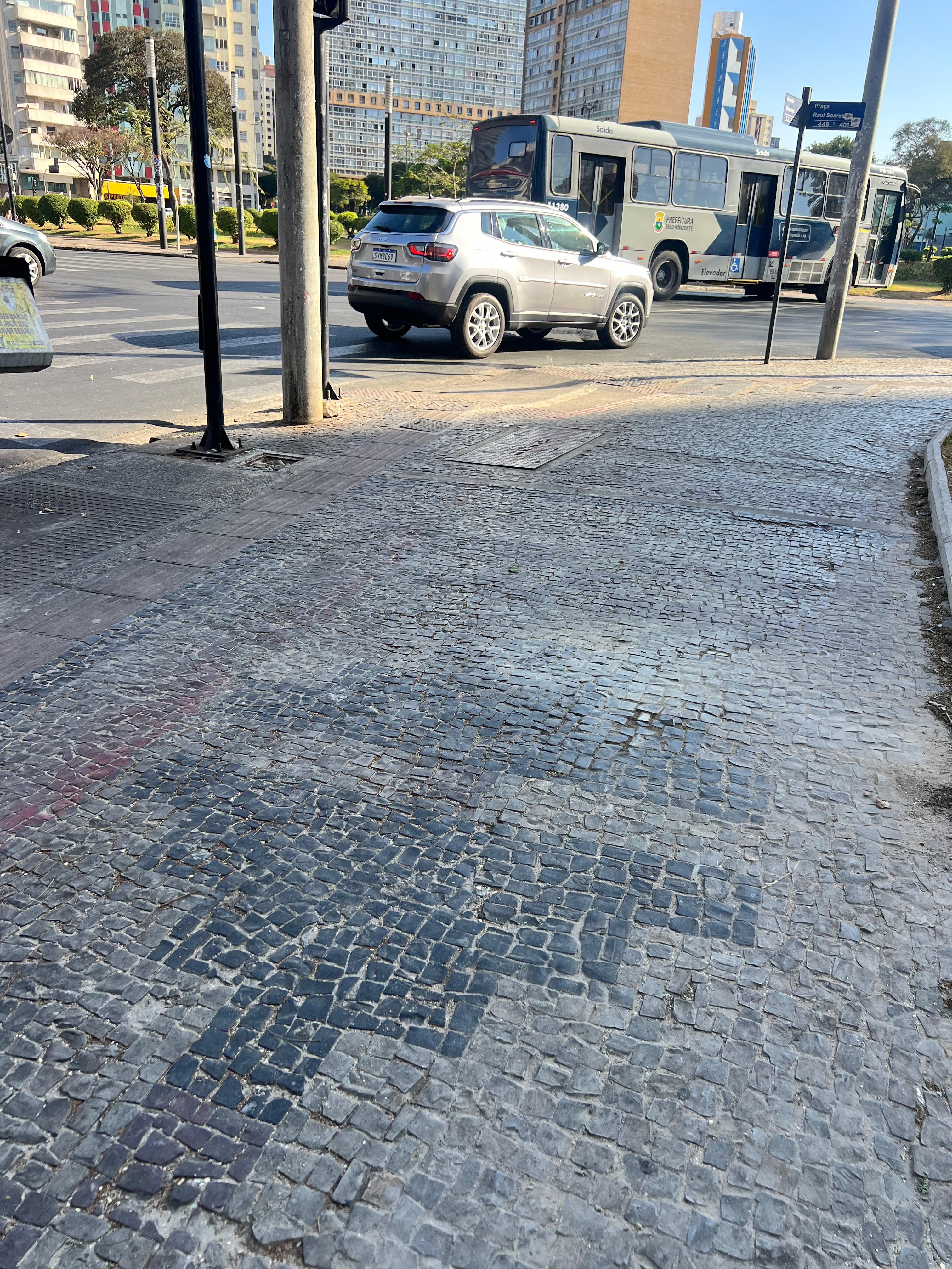 McDonald's — Praça Raul Soares